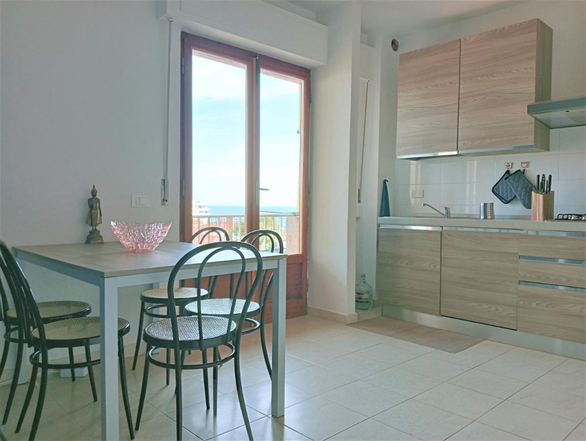 Appartamento A 50 Mt Dal Mare Rosignano Solvay Exterior photo